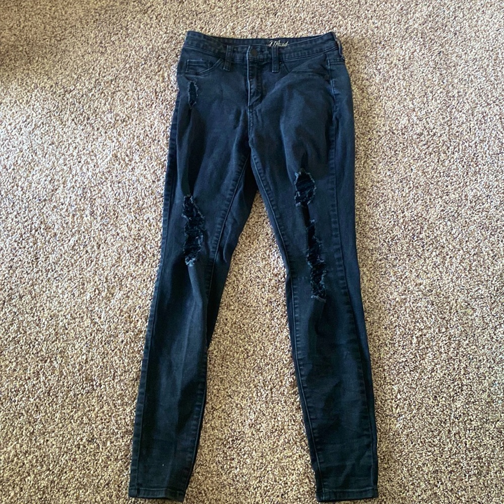 Universal thread black ripped high rise jeggings